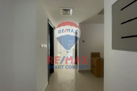 Villa til leie i Al Reef, Abu Dhabi, Emiratene 4 soverom, 265.5 kvm Nr. 533652 - Foto 6