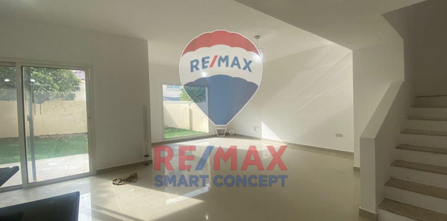 Villa i Al Reef, Abu Dhabi, Emiratene 4 soverom, 265.5 kvm nr. 533652