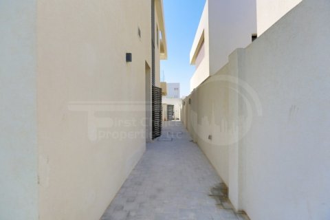 Villa  Yas Island, Abu Dhabijā, AAE 5 istabas, 511.7 m2 Nr. 410567 - attēls 20