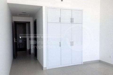 Huoneisto Al Khalidiya, Abu Dhabi, Arabiemiraatit 2 makuuhuonetta, 148.6 m2 № 410465 - kuva 8