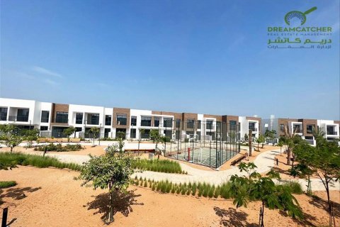 Vilë në Mina Al Arab, Ras Al Khaimah, Emiratet e Bashkuara Arabe 3 dhoma gjumi, 269.4 m2. № 454562