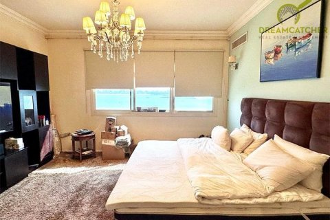 Villa itt: Al Hamra Village, Ras Al Khaimah, EAE, 5 hálószoba, 626.5 m², azonosító: 454559 - fénykép 11