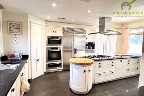 Villa itt: Al Hamra Village, Ras Al Khaimah, EAE, 5 hálószoba, 626.5 m², azonosító: 454559 - fénykép 6