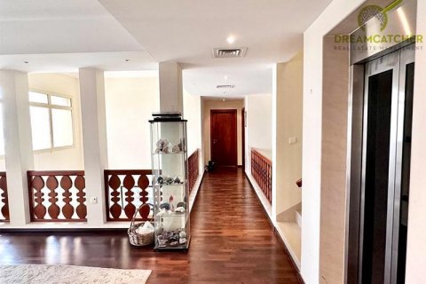 Villa itt: Al Hamra Village, Ras Al Khaimah, EAE, 5 hálószoba, 626.5 m², azonosító: 454559 - fénykép 5