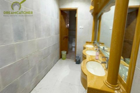 Снять в аренду виллу в Al Dhait, Рас-эль-Хайма, ОАЭ 10 спален, 1114.8м2, № 454557 - фото 21