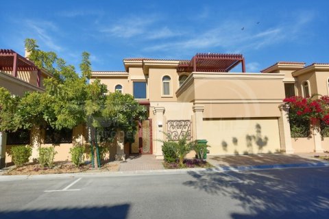Villa itt: Al Raha Golf Gardens, Abu Dhabi, EAE, 5 hálószoba, 501 m², azonosító: 407493 - fénykép 10