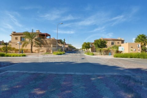 Villa itt: Al Raha Golf Gardens, Abu Dhabi, EAE, 5 hálószoba, 501 m², azonosító: 407493 - fénykép 3