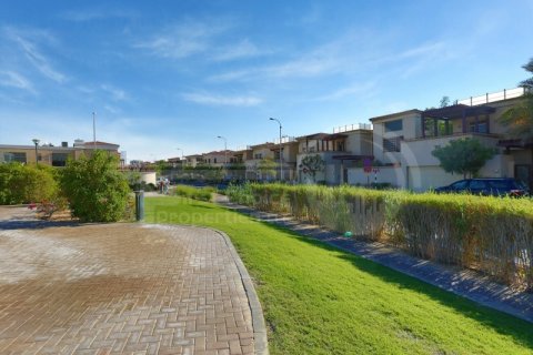 Villa itt: Al Raha Golf Gardens, Abu Dhabi, EAE, 5 hálószoba, 501 m², azonosító: 407493 - fénykép 11