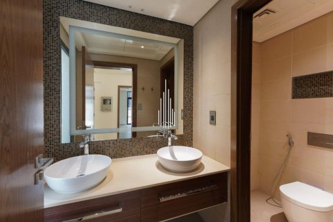 וילה להשכרה ב Yas Island, Abu Dhabi, איחוד האמירויות  5 חדרי שינה, 650.3 מ"ר, מספר 557931 - תמונה 22