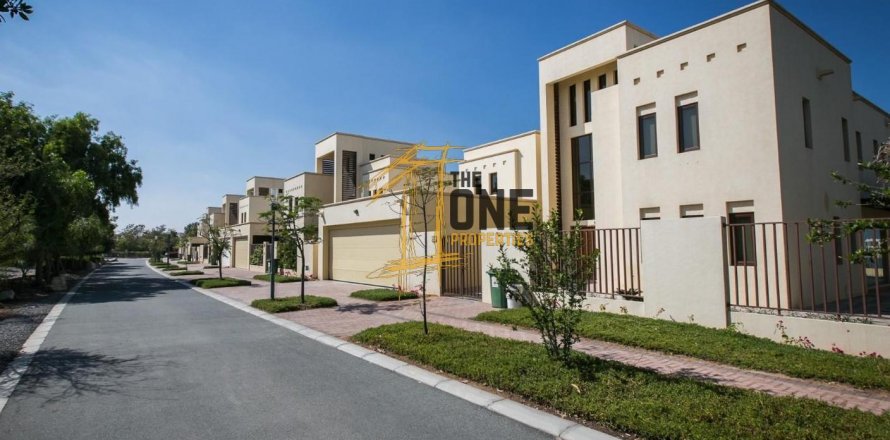 Villa à Mina Al Arab, Ras Al Khaimah, EAU: 3 chambres, 326.9 m2 № 576020