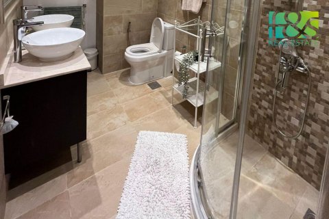 וילה להשכרה ב Al Hamra Village, Ras Al Khaimah, איחוד האמירויות 5 חדרי שינה, 252.5 מ"ר, מספר 499766 - תמונה 11