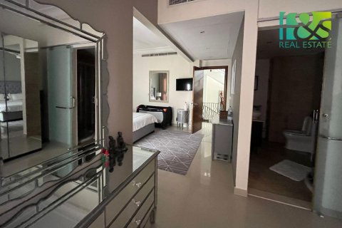 וילה להשכרה ב Al Hamra Village, Ras Al Khaimah, איחוד האמירויות 5 חדרי שינה, 252.5 מ"ר, מספר 499766 - תמונה 5