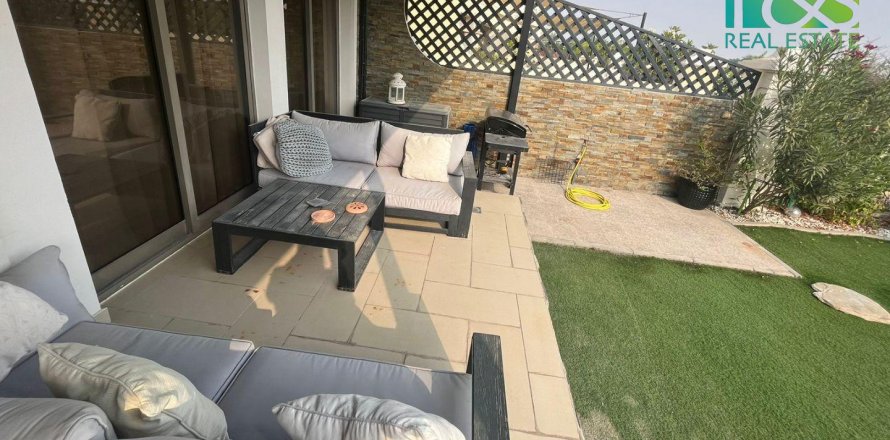 וילה ב Al Hamra Village, Ras Al Khaimah, איחוד האמירויות 5 חדרי שינה, 252.5 מ"ר מספר 499766
