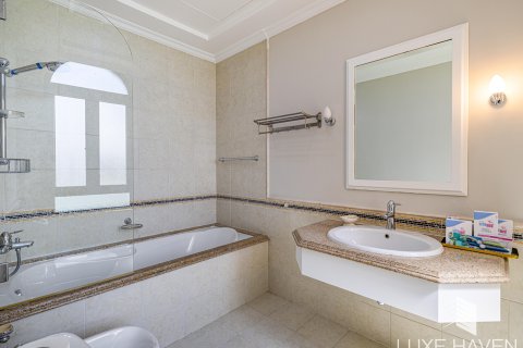 Villa zur Miete in Palm Jumeirah, Dubai, VAE 4 Schlafzimmer, 380.9 m2 Nr. 424838 - Foto 6