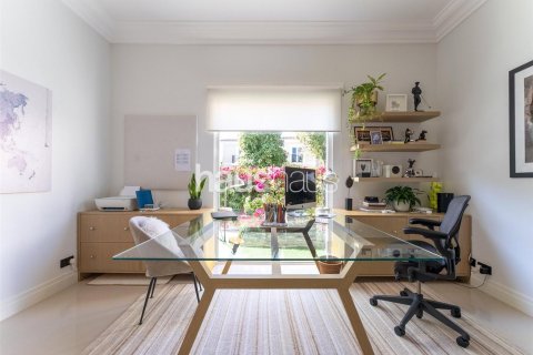 Willa na sprzedaż w Dubai Investment Park, Dubai, ZEA 5 sypialnie, 613 mkw., nr 625170 - zdjęcie 8