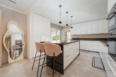 Villa à vendre à  Dubai Investment Park, Dubai, EAU 4 chambres, 404 m2 № 625168 - photo 30
