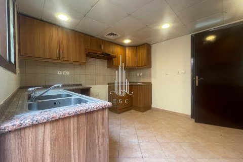Вилла Sas Al Nakheel, Абу-Даби, БАӘ-да 3 жатын бөлмелер, 250.8 м² № 534157 - фото 8