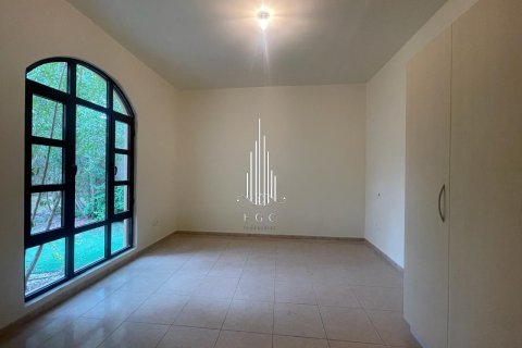 Вилла Sas Al Nakheel, Абу-Даби, БАӘ-да 3 жатын бөлмелер, 250.8 м² № 534157 - фото 13