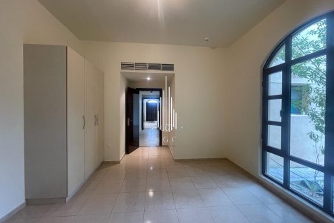 Вилла Sas Al Nakheel, Абу-Даби, БАӘ-да 3 жатын бөлмелер, 250.8 м² № 534157 - фото 14