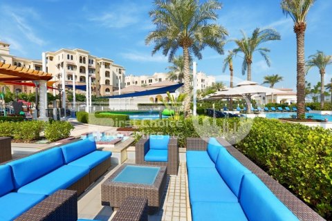 Lägenhet uthyres i Saadiyat Island, Abu Dhabi, UAE 2 sovrum, 131.5 kvm Nr. 410618 - fotografi 27
