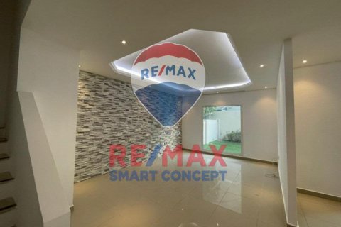 Villa en venta en Al Reef, Abu Dhabi, EAU 5 dormitorios, 348.3 m2 № 482522 - foto 7
