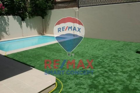Vila di Al Reef, Abu Dhabi, UAE 5 bilik tidur, 273.3 meter persegi № 482524