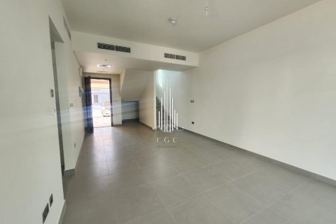 Townhouse de închiriat în Yas Island, Abu Dhabi, EAU 3 dormitoare, 166.4 mp. №576284 - poză 9