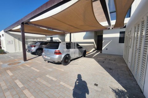 Townhouse de închiriat în Yas Island, Abu Dhabi, EAU 3 dormitoare, 166.4 mp. №576284 - poză 20