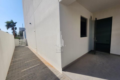Townhouse de închiriat în Yas Island, Abu Dhabi, EAU 3 dormitoare, 166.4 mp. №576284 - poză 18
