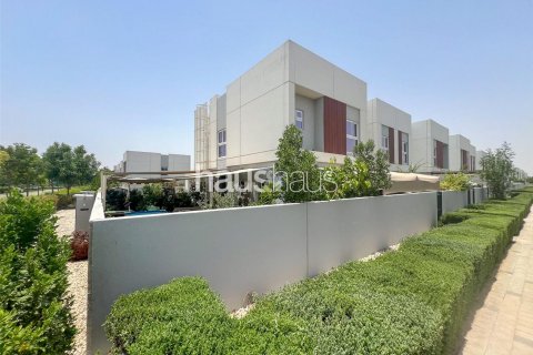 Σπίτι σε Dubai Land, Dubai, ΗΑΕ 4 υπνοδωμάτια, 209 τ.μ. Αρ. 625236