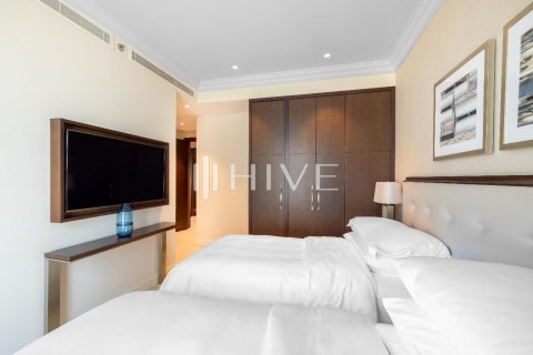 Apartament në Downtown Dubai (Downtown Burj Dubai), Dubai, Emiratet e Bashkuara Arabe 2 dhoma gjumi, 134.3 m2. № 551761 - Foto 13