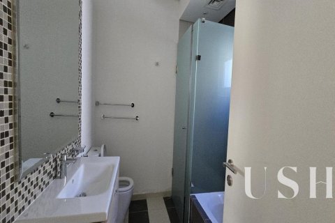Rumah bandar di DAMAC Hills (Akoya by DAMAC), Dubai, UAE 3 bilik tidur, 253 meter persegi № 621106 - foto 19