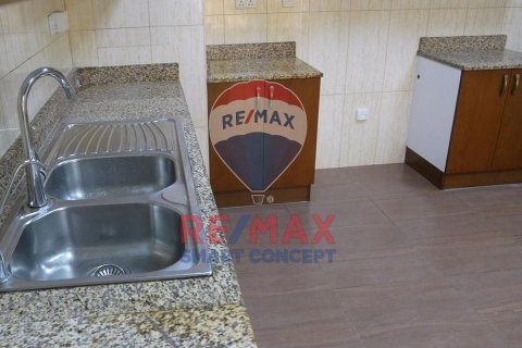 Adosado en venta en Baniyas, Abu Dhabi, EAU 3 dormitorios, 466 m2 № 580220 - foto 7
