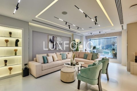 Villa in Dubai Marina, Dubai, VAE: 5 Schlafzimmer, 464 m2 Nr. 628165
