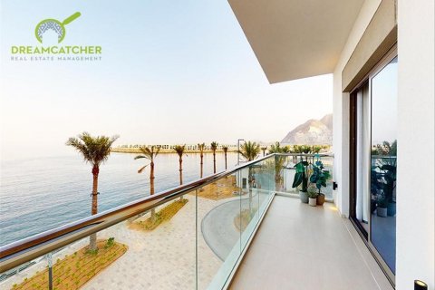 Apartament në Sharm, Fujairah, Emiratet e Bashkuara Arabe 2 dhoma gjumi, 118.6 m2. № 588501 - Foto 22