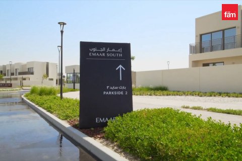 Townhouse in Dubai, UAE 3 bedrooms, 142 sq.m. № 570889 - photo 19