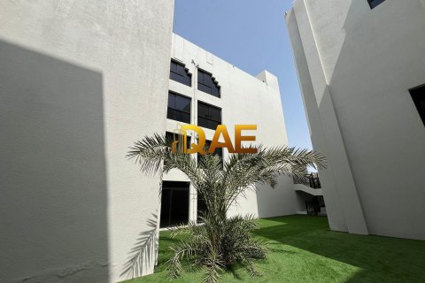 Mirdif, Dubai, BAE’de kiralık villa 4 yatak odası, 144.2 m&sup2; No 576002 - fotoğraf 24