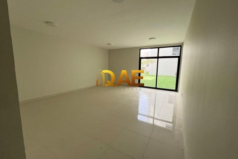 Mirdif, Dubai, BAE’de kiralık villa 4 yatak odası, 144.2 m&sup2; No 576002 - fotoğraf 4
