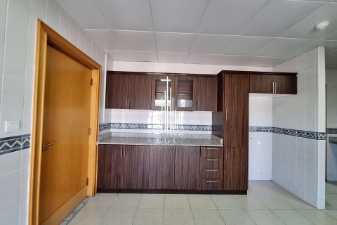 Villa sa Abu Dhabi, UAE 7 silid-tulugan, 696.8 sq.m. № 535318 - larawan 13