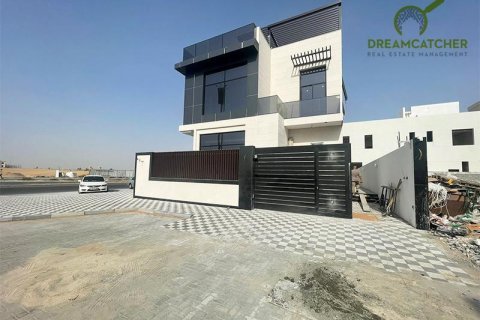 Villa zum Verkauf in Ajman, VAE 4 Schlafzimmer, 473.8 m2 Nr. 477382 - Foto 11