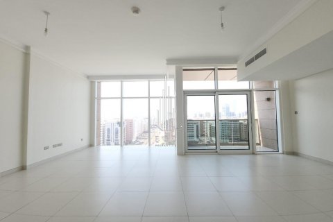 Lakás itt: Tourist Club Area, Abu Dhabi, EAE, 2 hálószoba, 148.6 m², azonosító: 536888 - fénykép 2