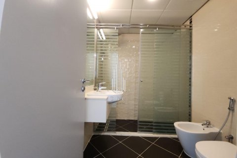 Lakás itt: Tourist Club Area, Abu Dhabi, EAE, 2 hálószoba, 148.6 m², azonosító: 536888 - fénykép 21