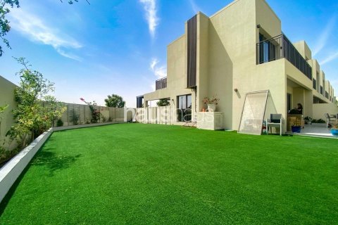 Townhouse in Dubai South (Dubai World Central), Dubai, UAE 4 bedrooms, 237 sq.m. № 625737