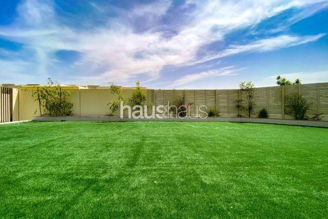 Dubai South (Dubai World Central), Dubai, UAE의 판매용 타운하우스 침실 4개, 237제곱미터 번호 625737 - 사진 5