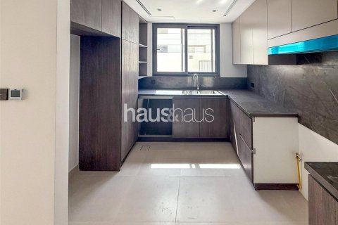 Villa till försäljning i Tilal Al Ghaf, Dubai, UAE 4 sovrum, 317 kvm Nr. 625736 - fotografi 6