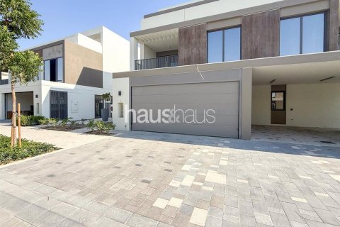 Villa i Tilal Al Ghaf, Dubai, UAE 4 soveværelser, 317 kvm № 625736