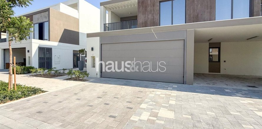 Villa i Tilal Al Ghaf, Dubai, UAE 4 sovrum, 317 kvm Nr. 625736