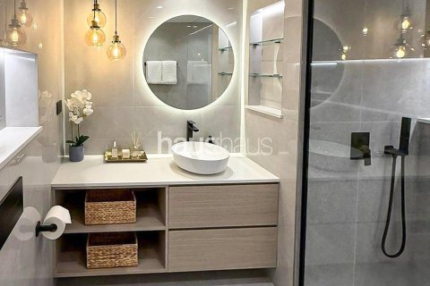 דירה למכירה ב Palm Jumeirah, Dubai, איחוד האמירויות  2 חדרי שינה, 144 מ"ר, מספר 625578 - תמונה 9