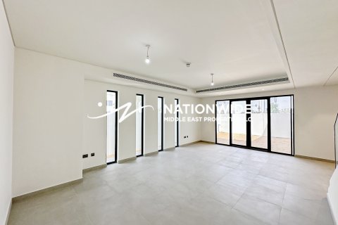 Villa zum Verkauf in Abu Dhabi, VAE 5 Schlafzimmer, 360 m2 Nr. 603828 - Foto 5