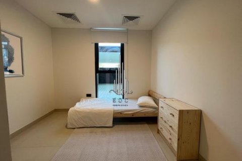 Villa on the Saadiyat Island, Abu Dhabi, UAE 5 bedrooms, 814.3 sq.m. № 547206 - photo 16